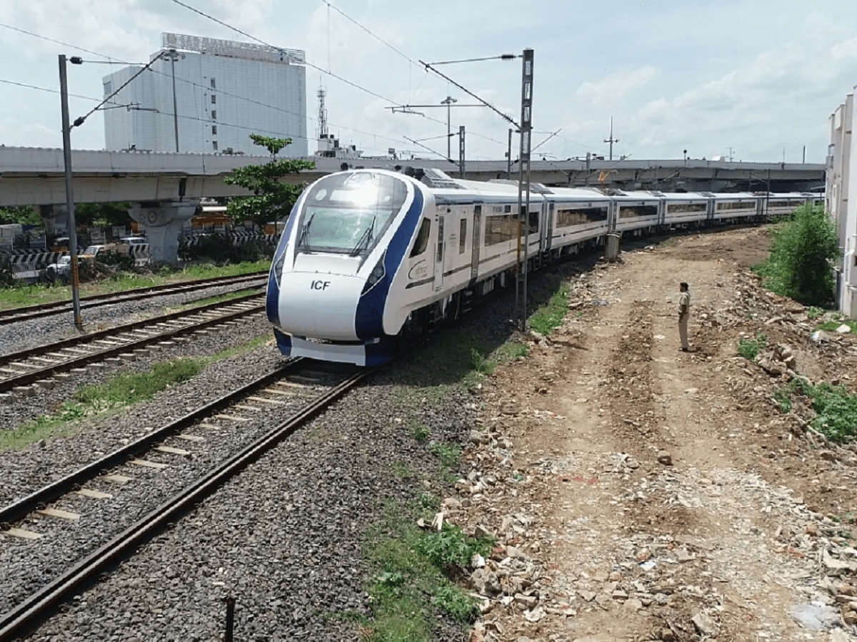 Vande Bharat Train ट्रायल