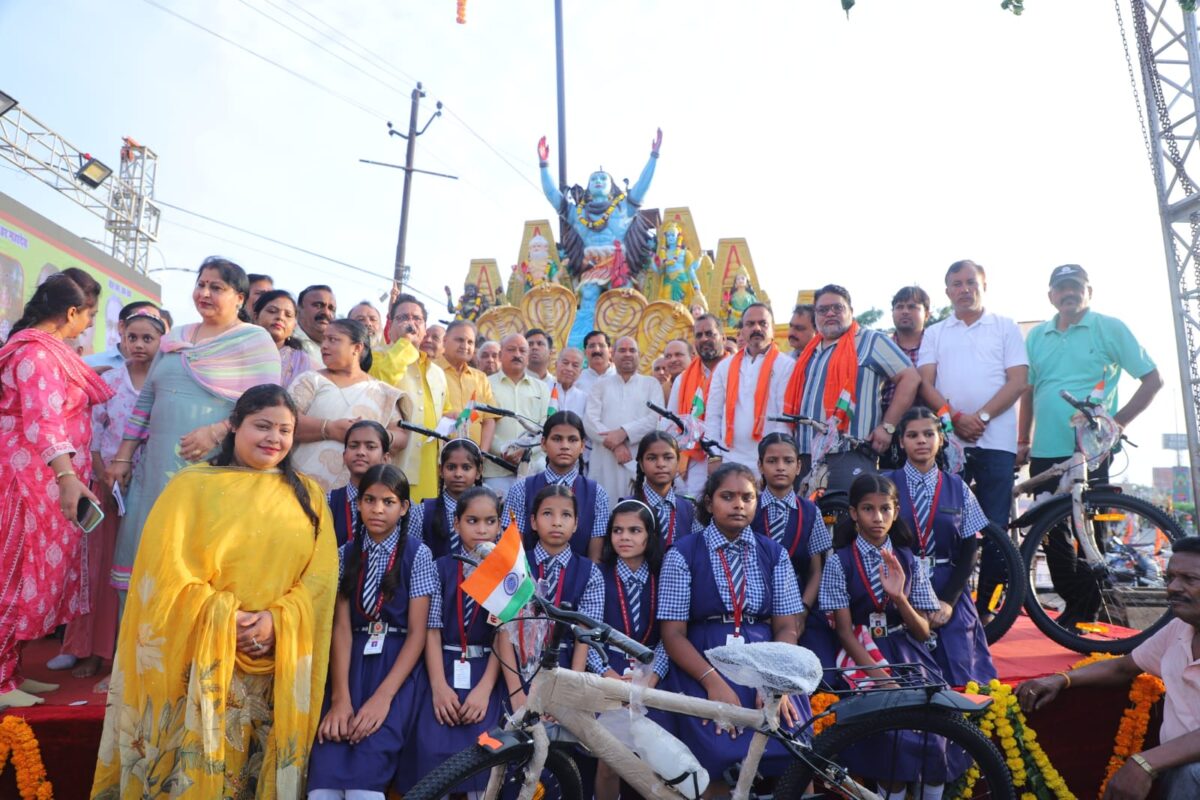 कंकरखेड़ा व्यापार संघ ने कांवड़ शिविर उद्घाटन पर दिया बेटी बचाओ-बेटी पढ़ाओं को संदेश