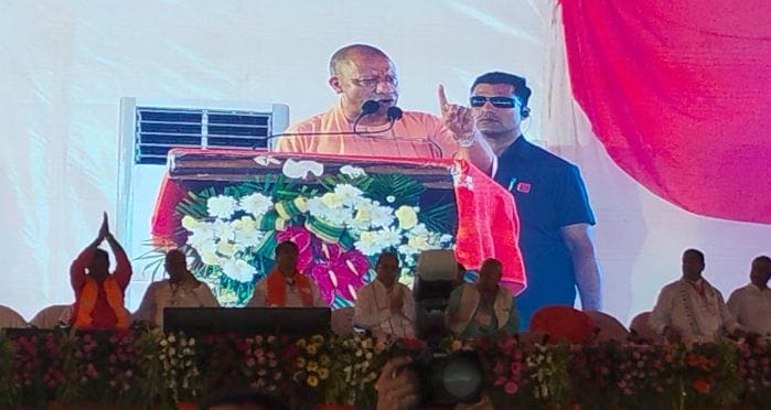 कभी सोतीगंज चोर बाजार तो अब रैपिड रेल, एक्सप्रेसवे और औद्योगिक विकास से मेरठ की पहचान: सीएम